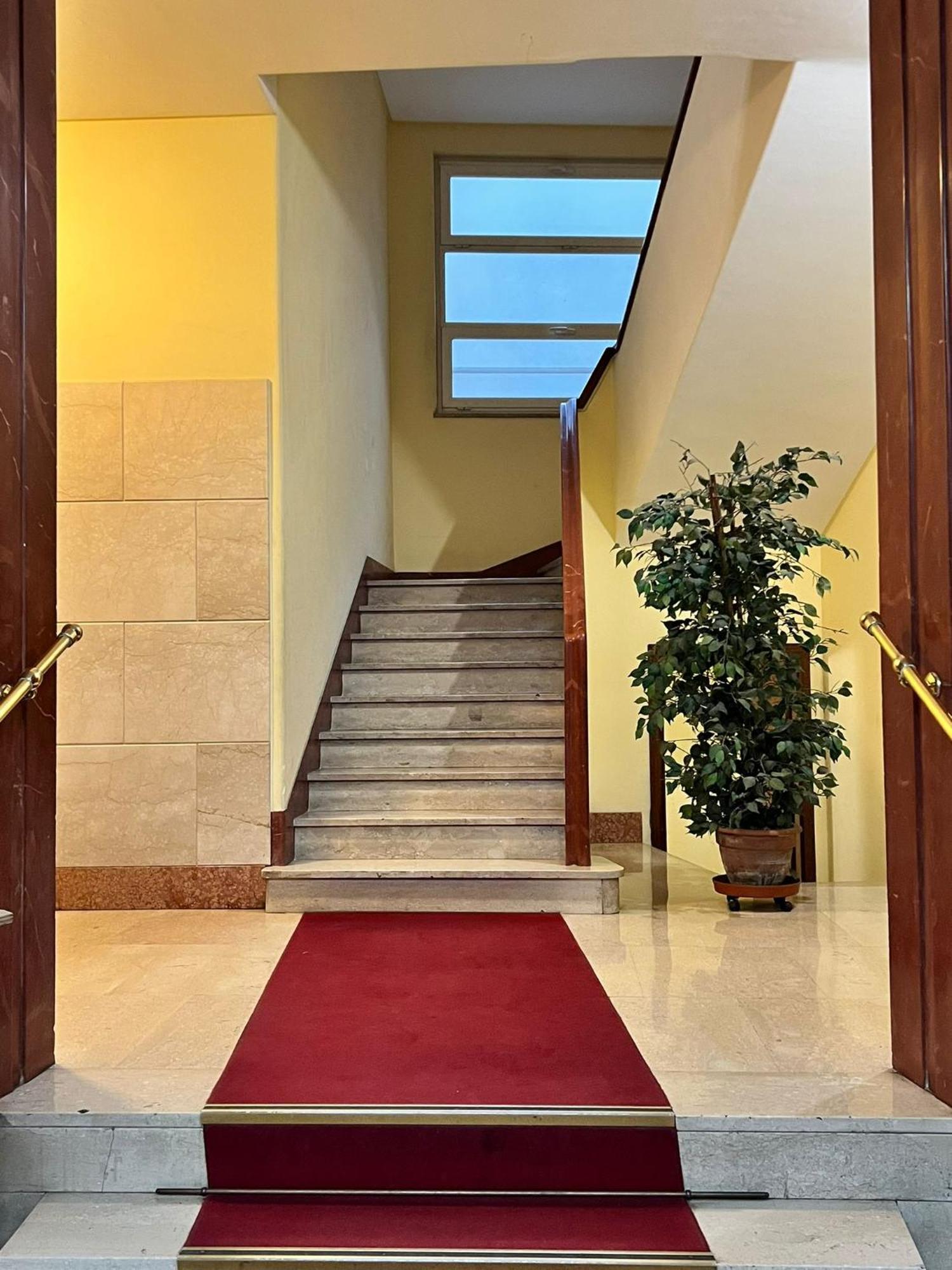 Готель Domus Bella Roma Екстер'єр фото