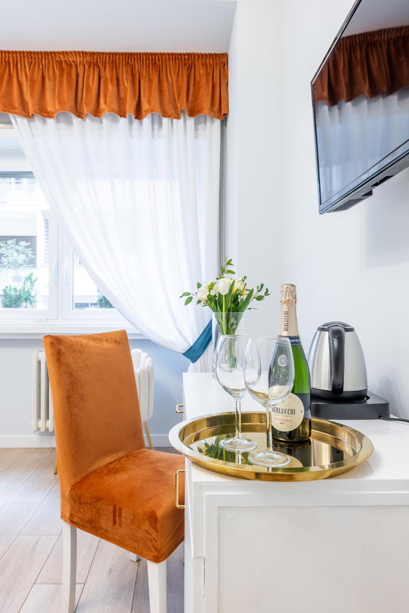 Готель Domus Bella Roma Екстер'єр фото